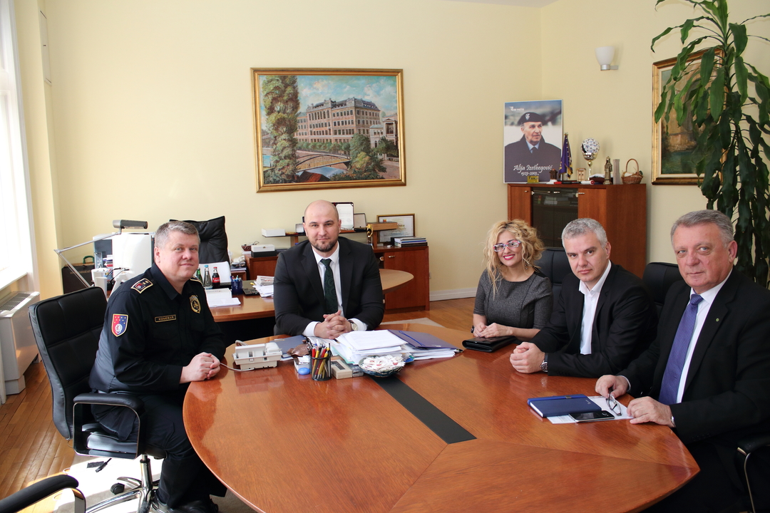 Nastavak Uspješne Saradnje BH Pošte I Sarajevske Policije