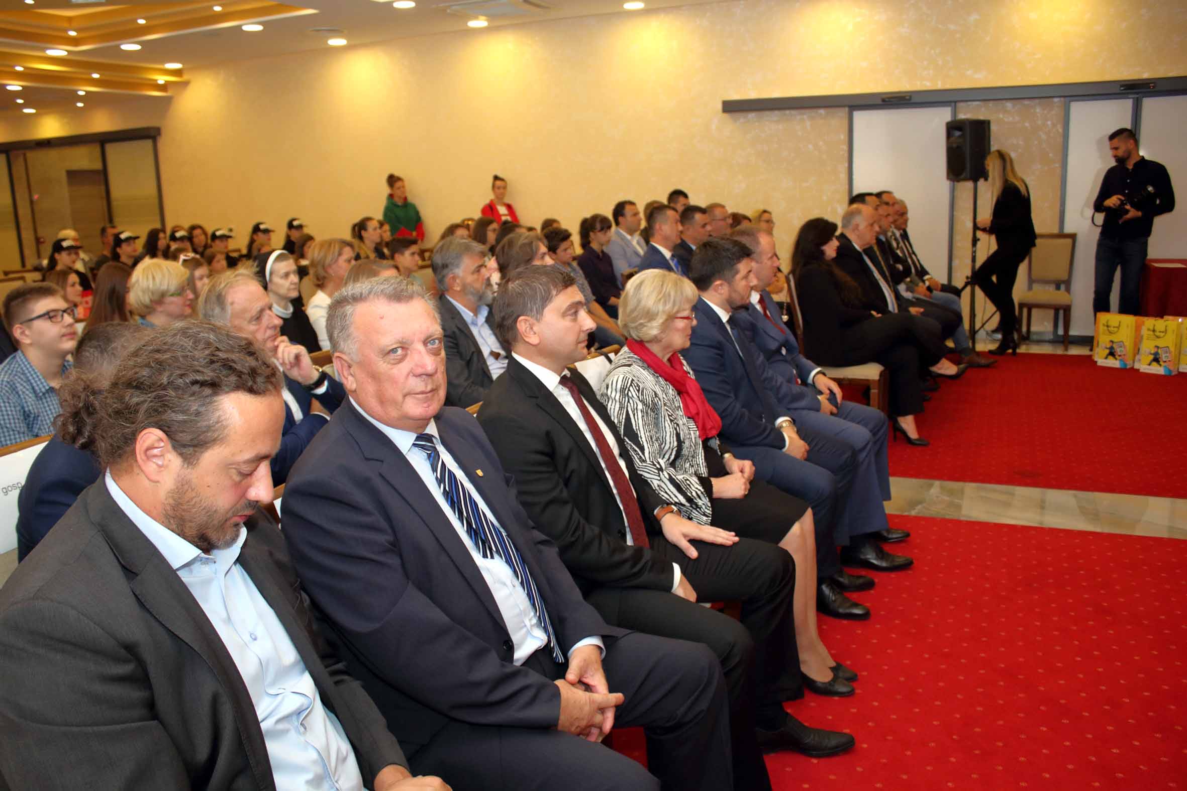 Naj Pismo 2019 (1)