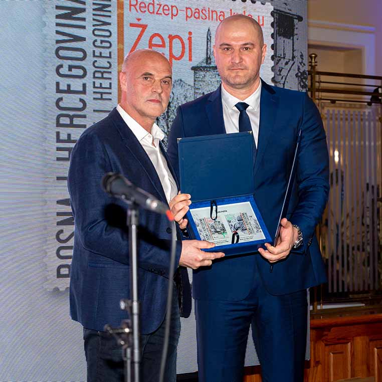 BH Pošta Promovisala Poštanske Marke „Most Na Rijeci Žepi” I „Redžep-pašina Kula”